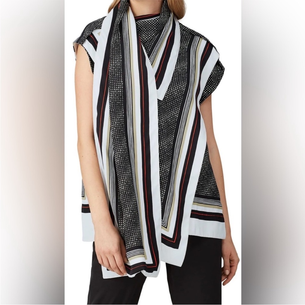 $1,190 Proenza Schouler Black Printed Scarf Top